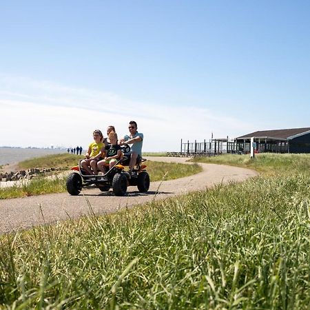 Luxe 5-Persoons Chalet Op Familiecamping Baarland Exterior foto